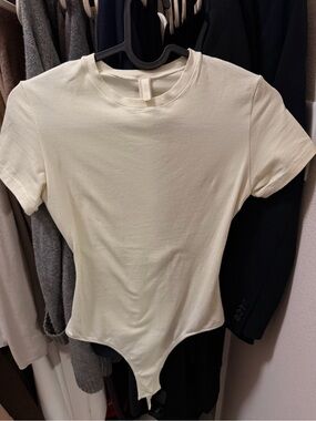 Skim Bone color Bodysuit size xs
